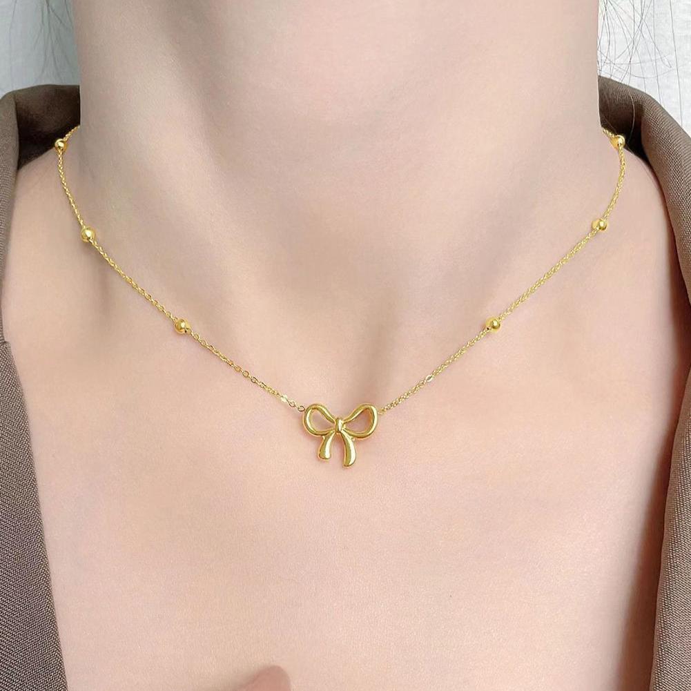 Gold Bowknot Pendant Choker Necklace